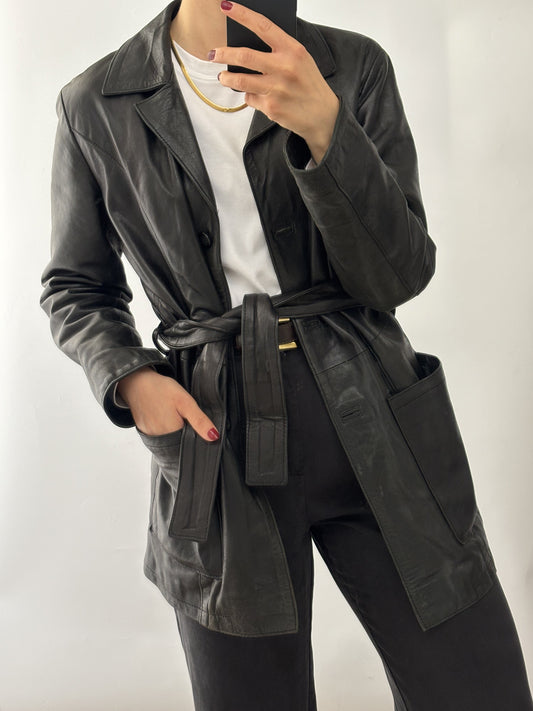 .Vintage soft leather black belt jacket