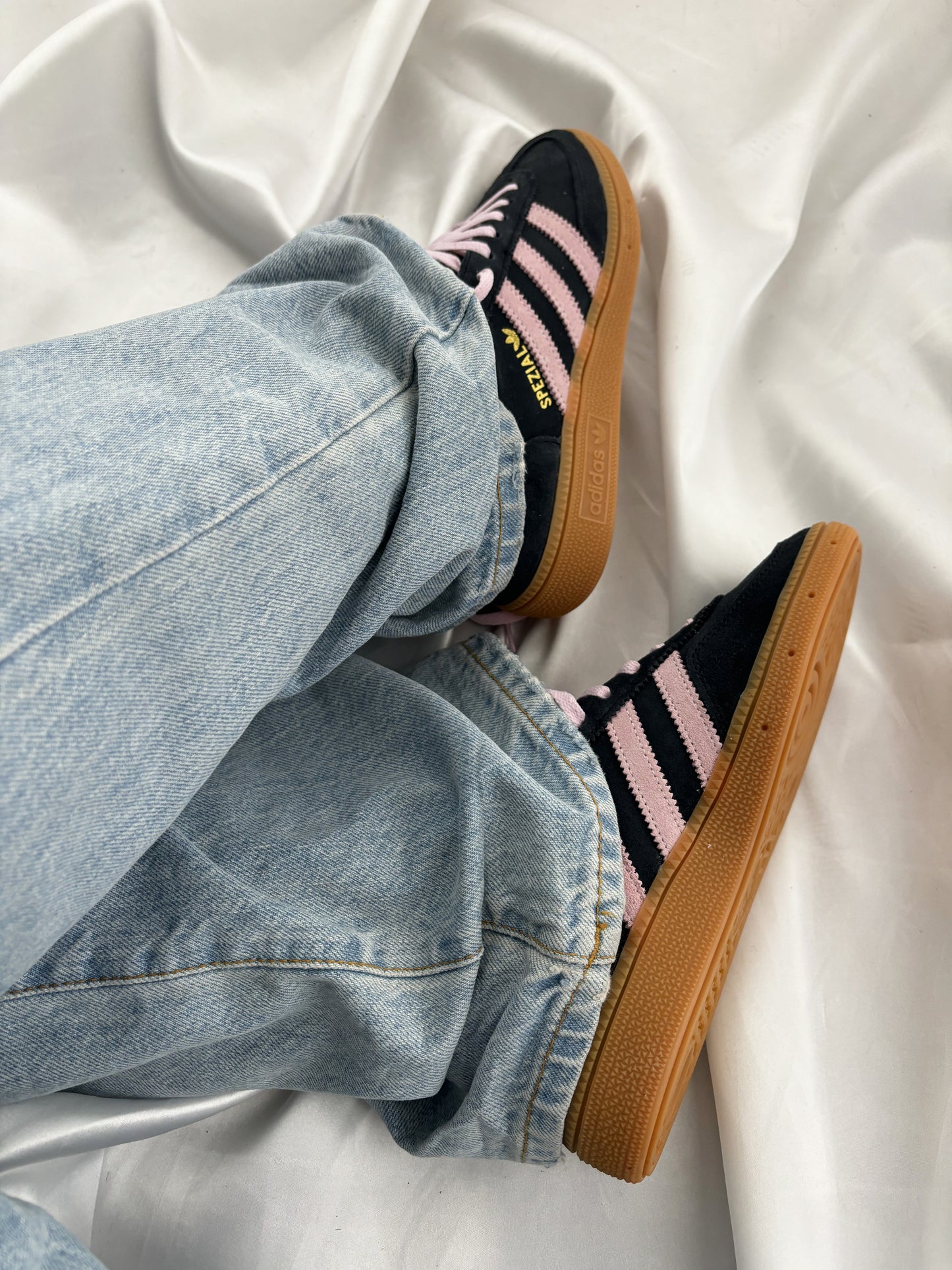 adidas Handball Spezial Core Black Clear Pink Gum