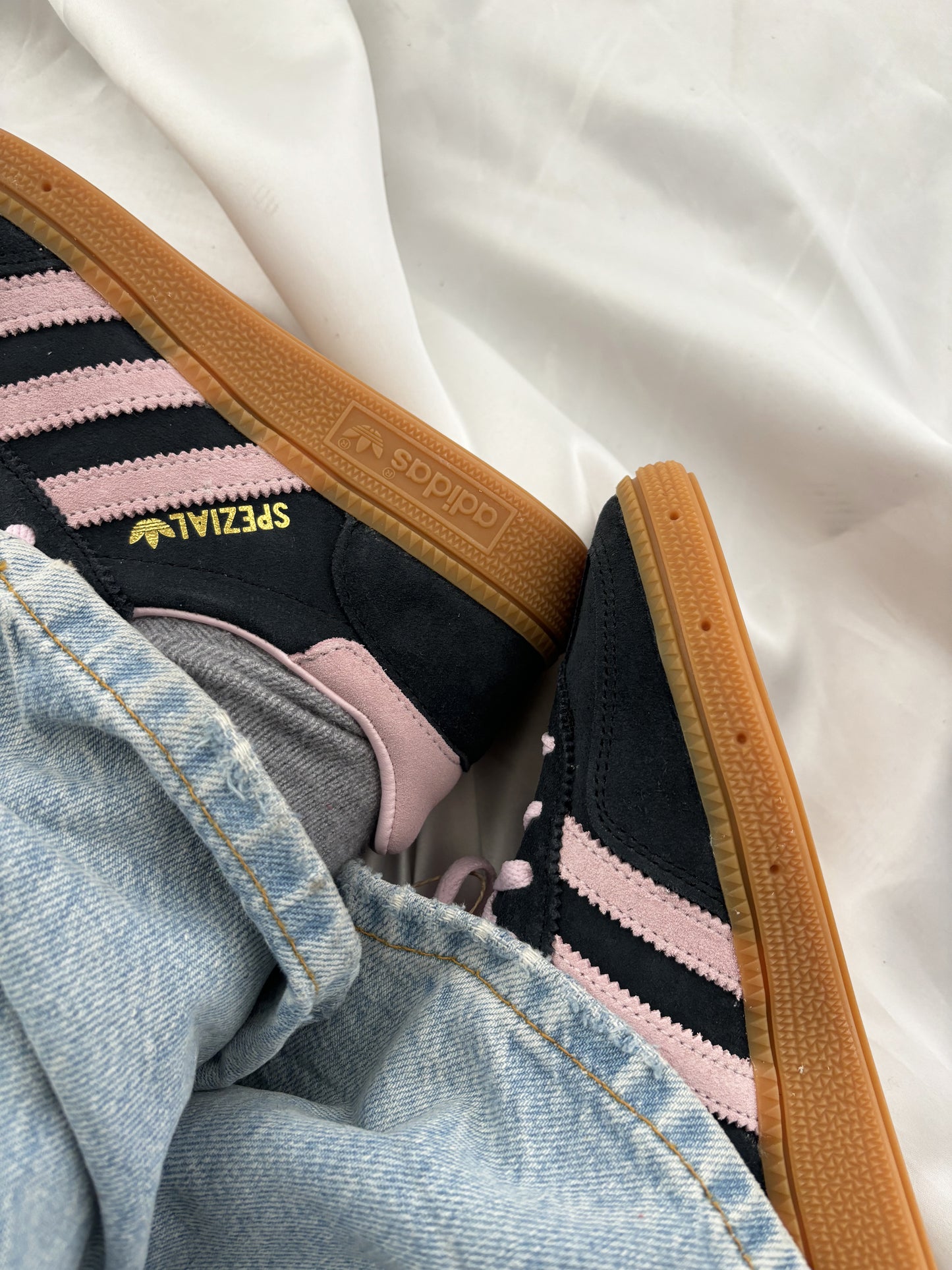adidas Handball Spezial Core Black Clear Pink Gum