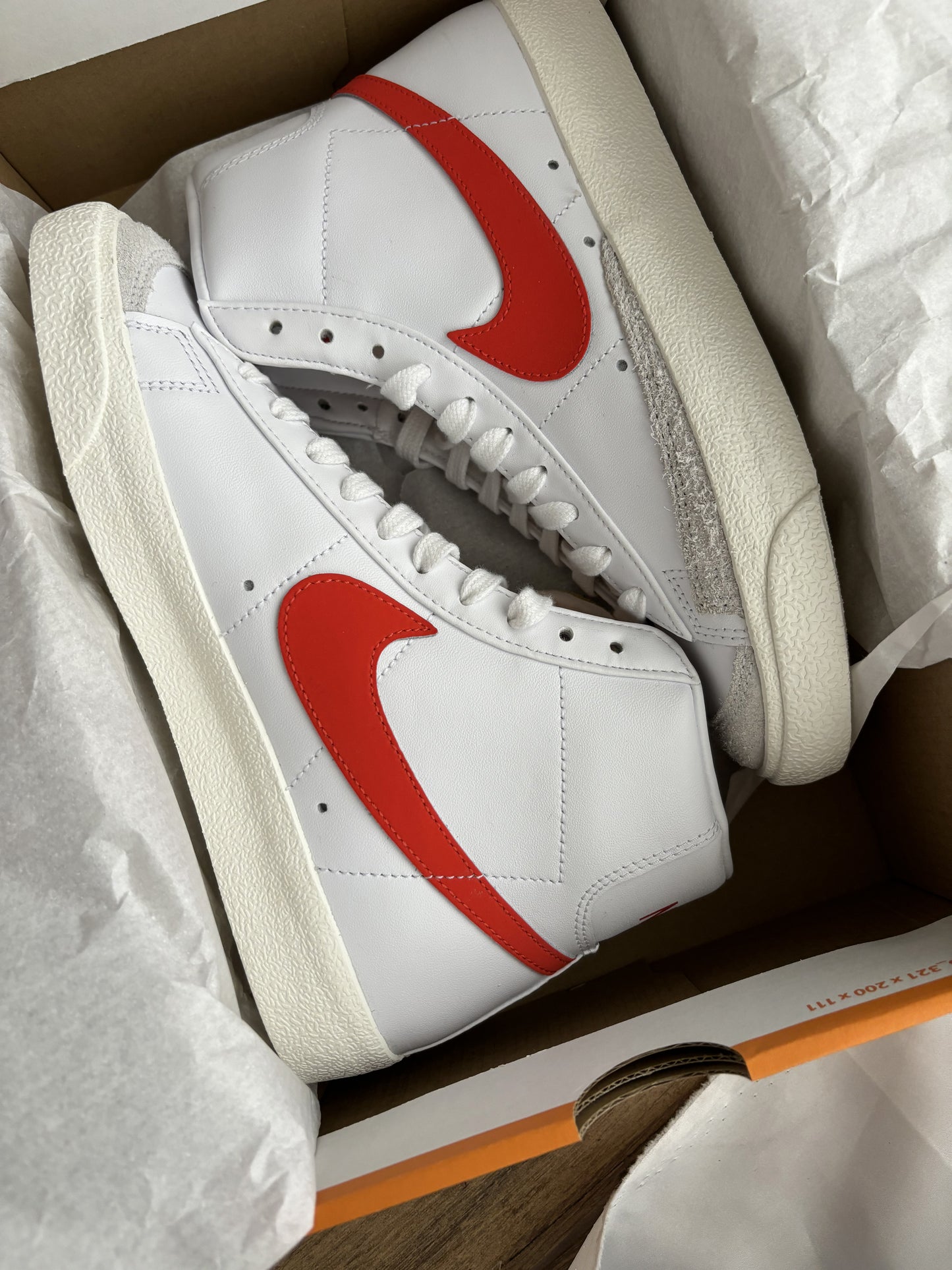 nike blazer red habanero W